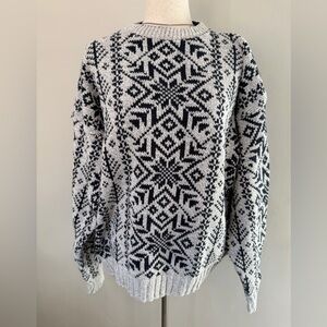 Vintage 90s men's snowflake Croft and Barrow knit 100% Cotton sweater